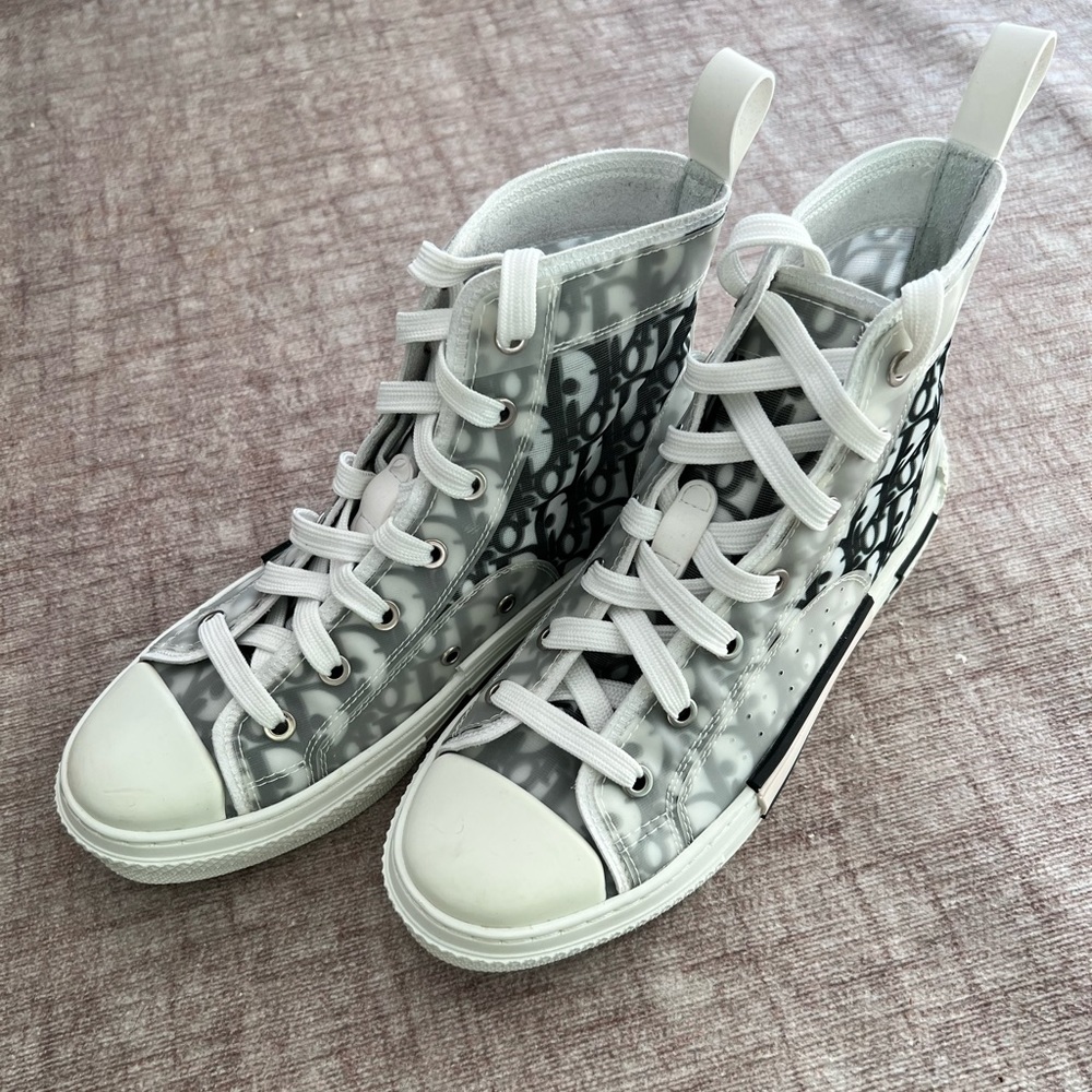 Door B23 Trainers! Amazing condition!!!